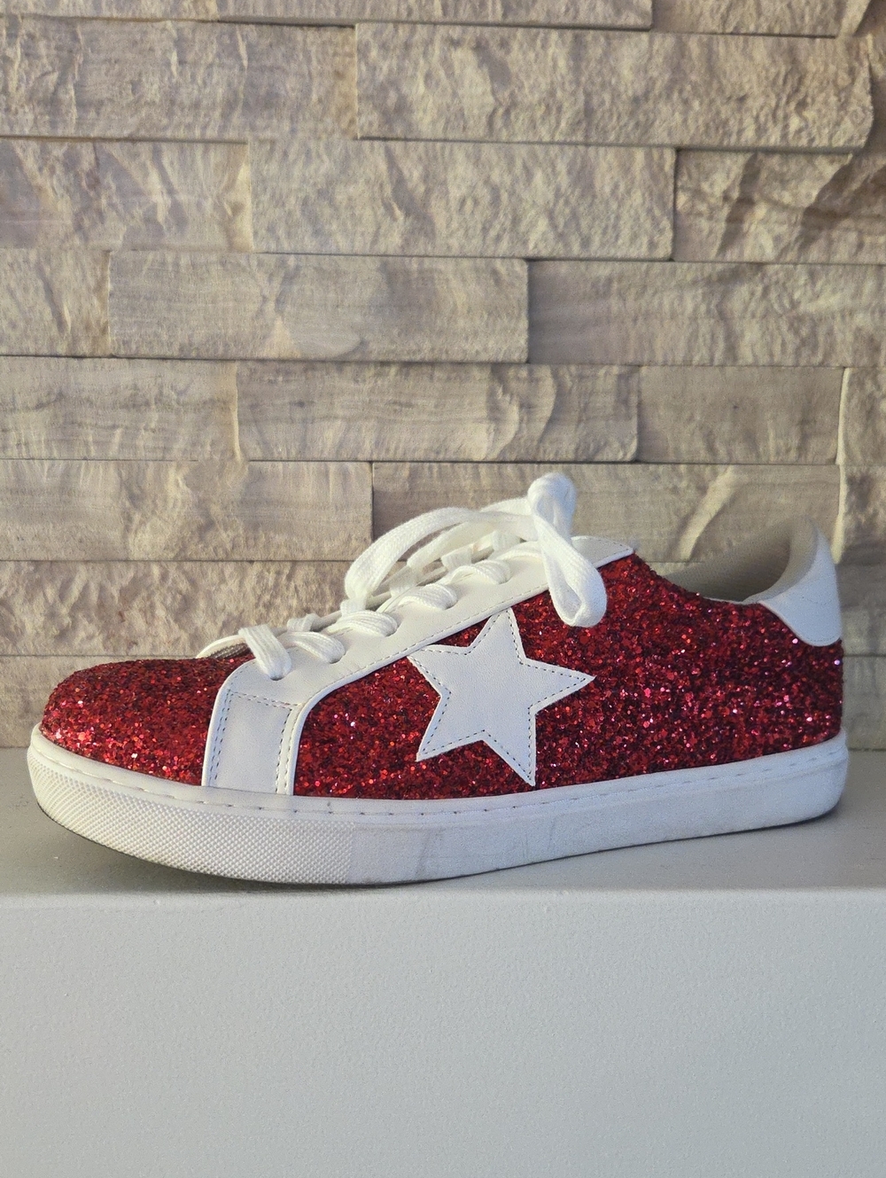PARTY Red Glitter Star Sneakers Size 8 Y2K Rock Glam